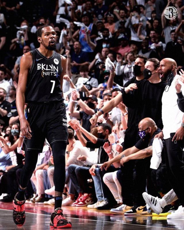 1623123387651049511.jpg E3U0XRBXIAELhpw.jpg